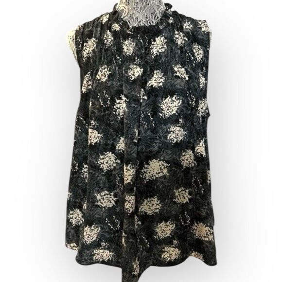 Joie Baltic Print Sleeveless Smocked Blouse | Gray/Black | Size XL | NWOT - Picture 4 of 6